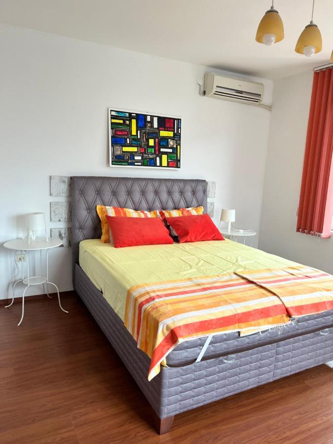Milos Apartments Pomorie Exterior photo